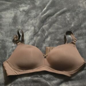Torrid Wire Free Push Up Sz 38c
